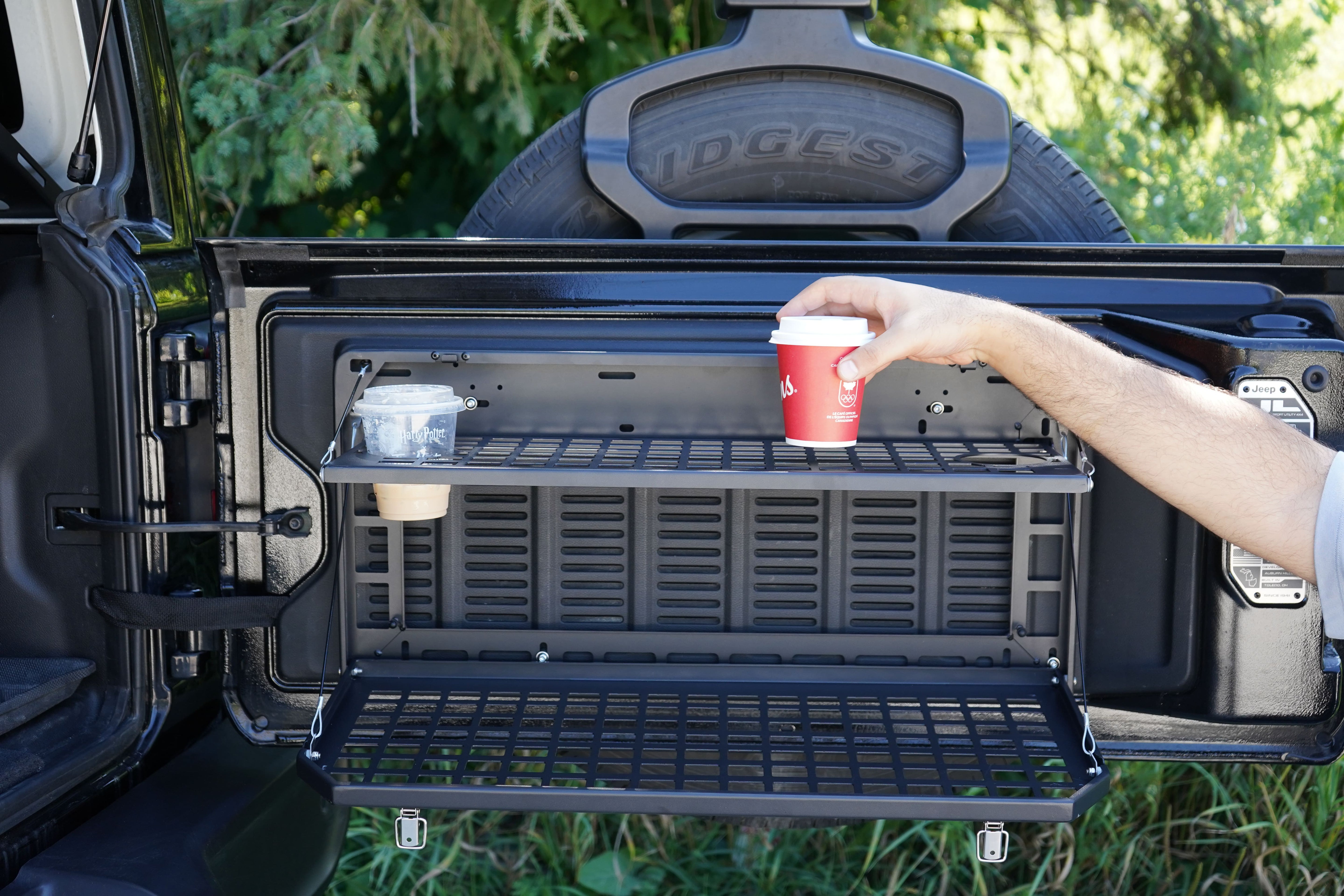 Jeep Wrangler Foldable Tailgate Table & MOLLE Panel – JK/JKU & JL/JLU 2007–2026