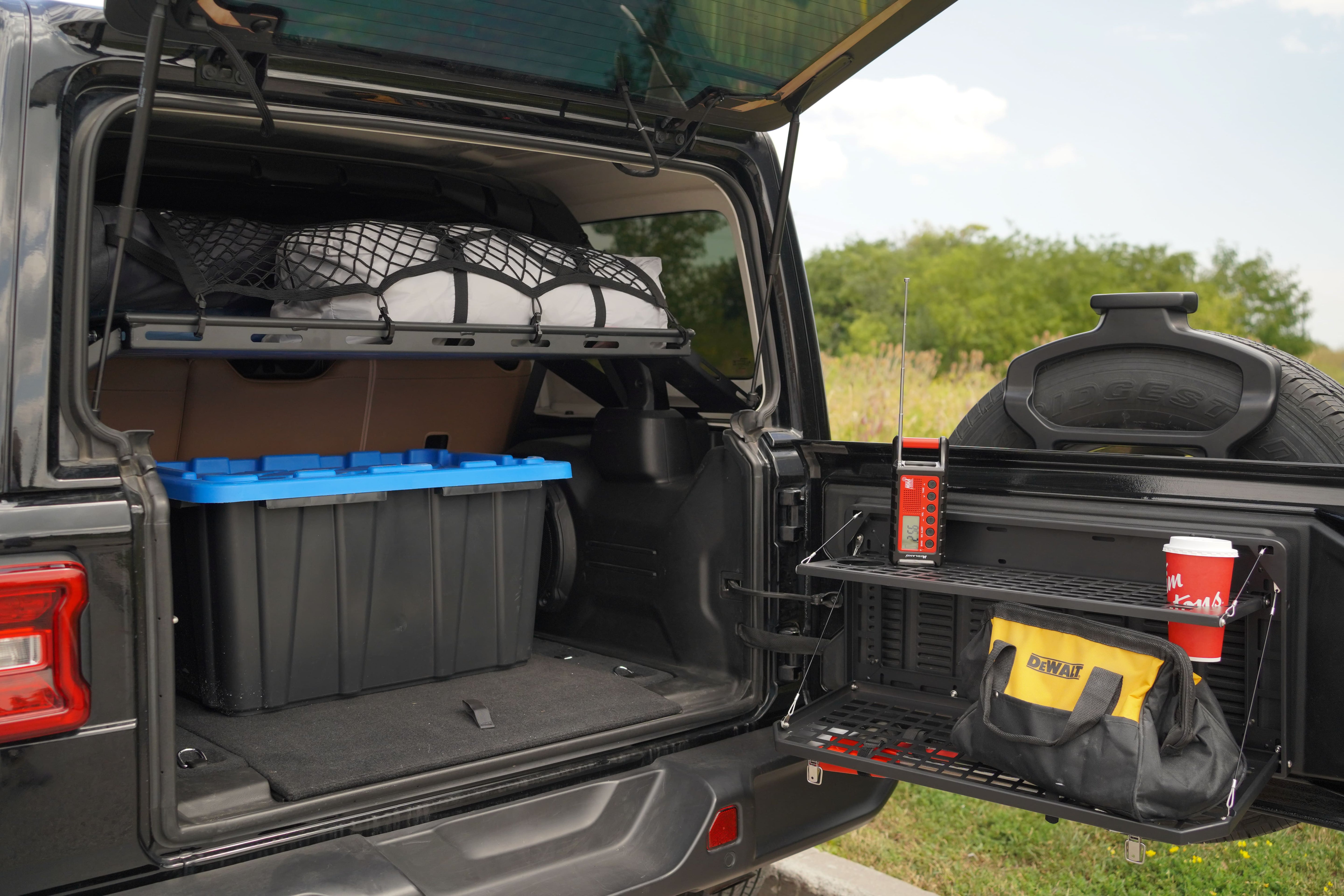 Jeep Wrangler Trunk Rack & Tailgate Table Bundle