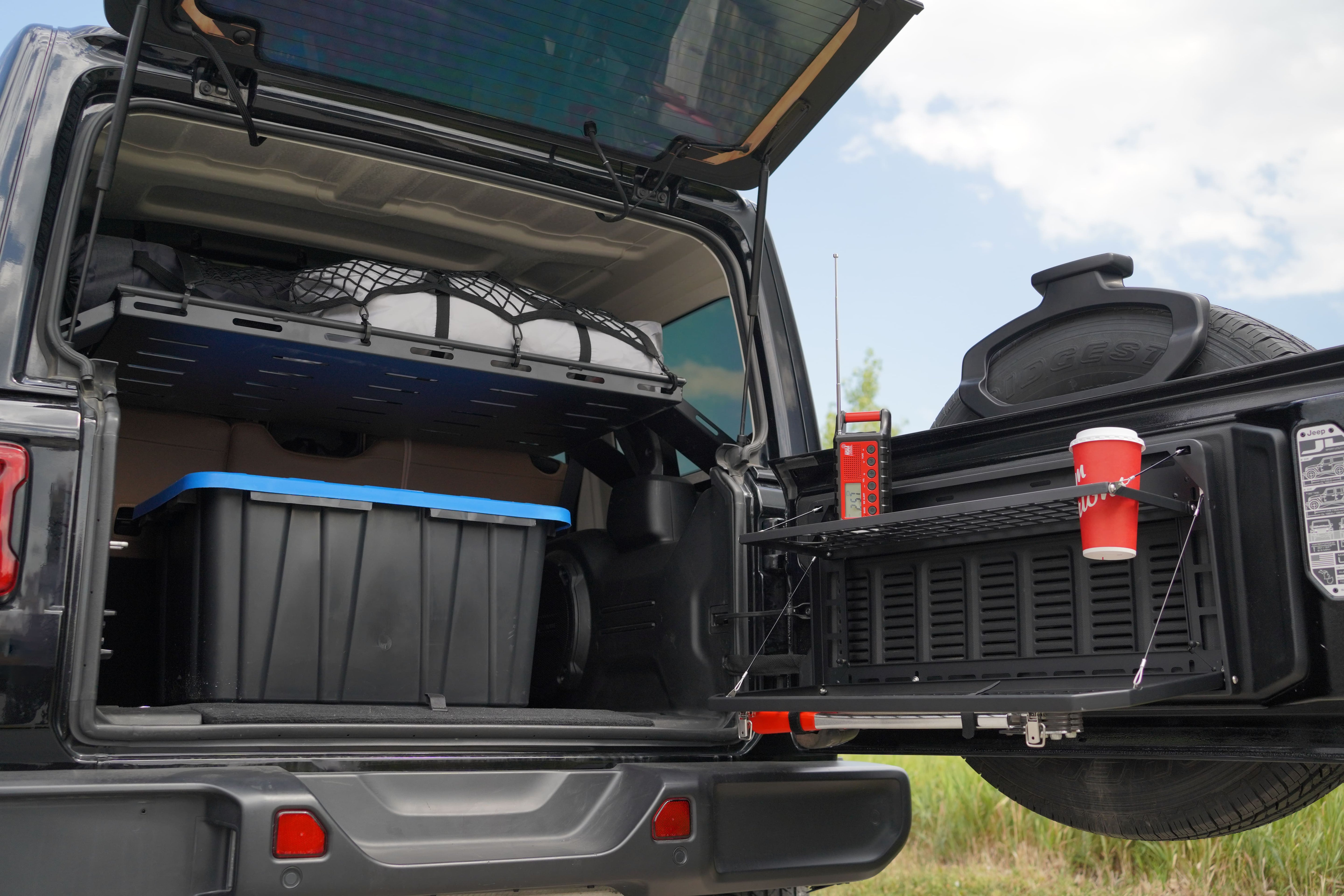 Jeep Wrangler Trunk Rack & Tailgate Table Bundle