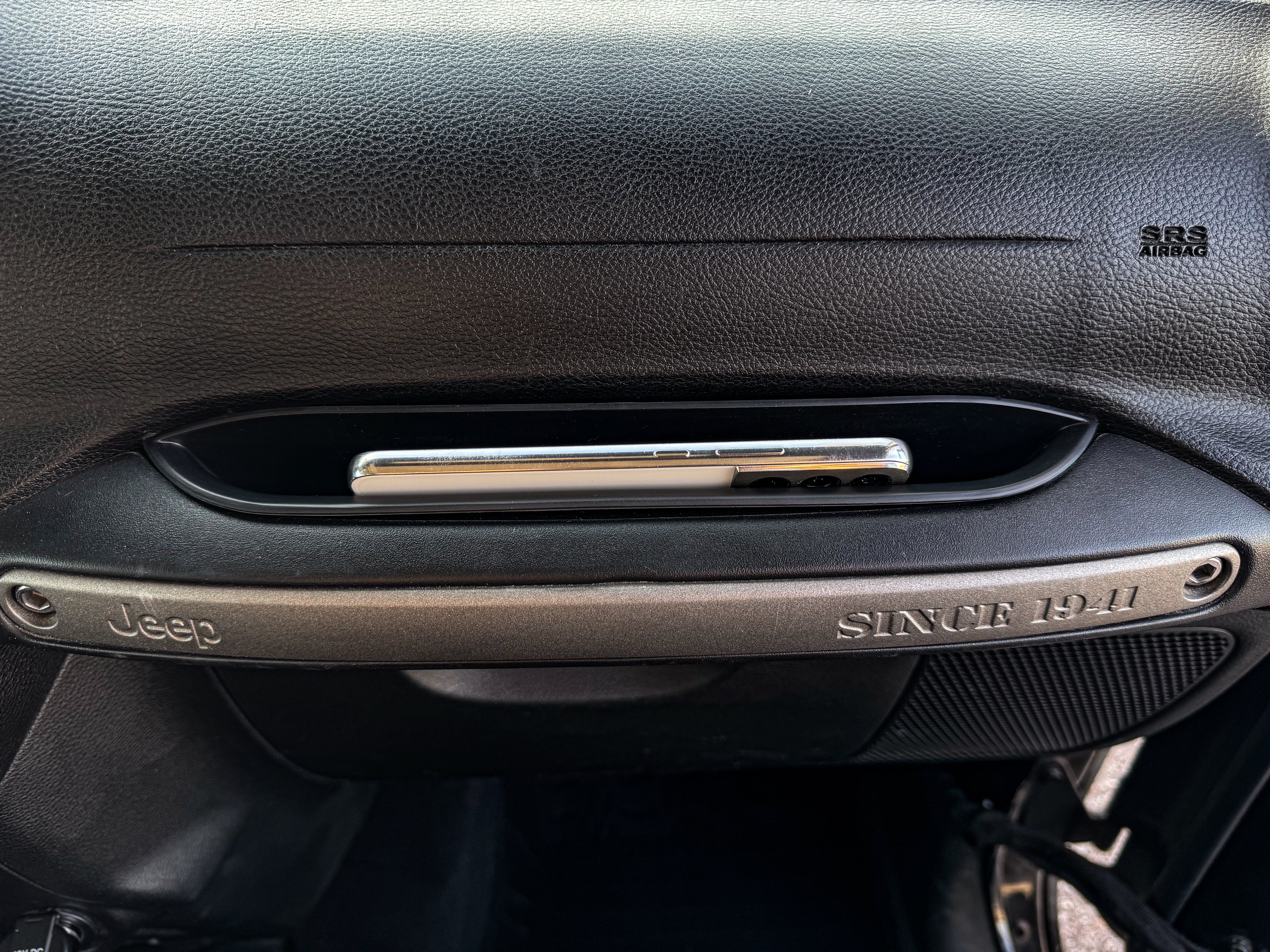 Grab Tray Storage Console