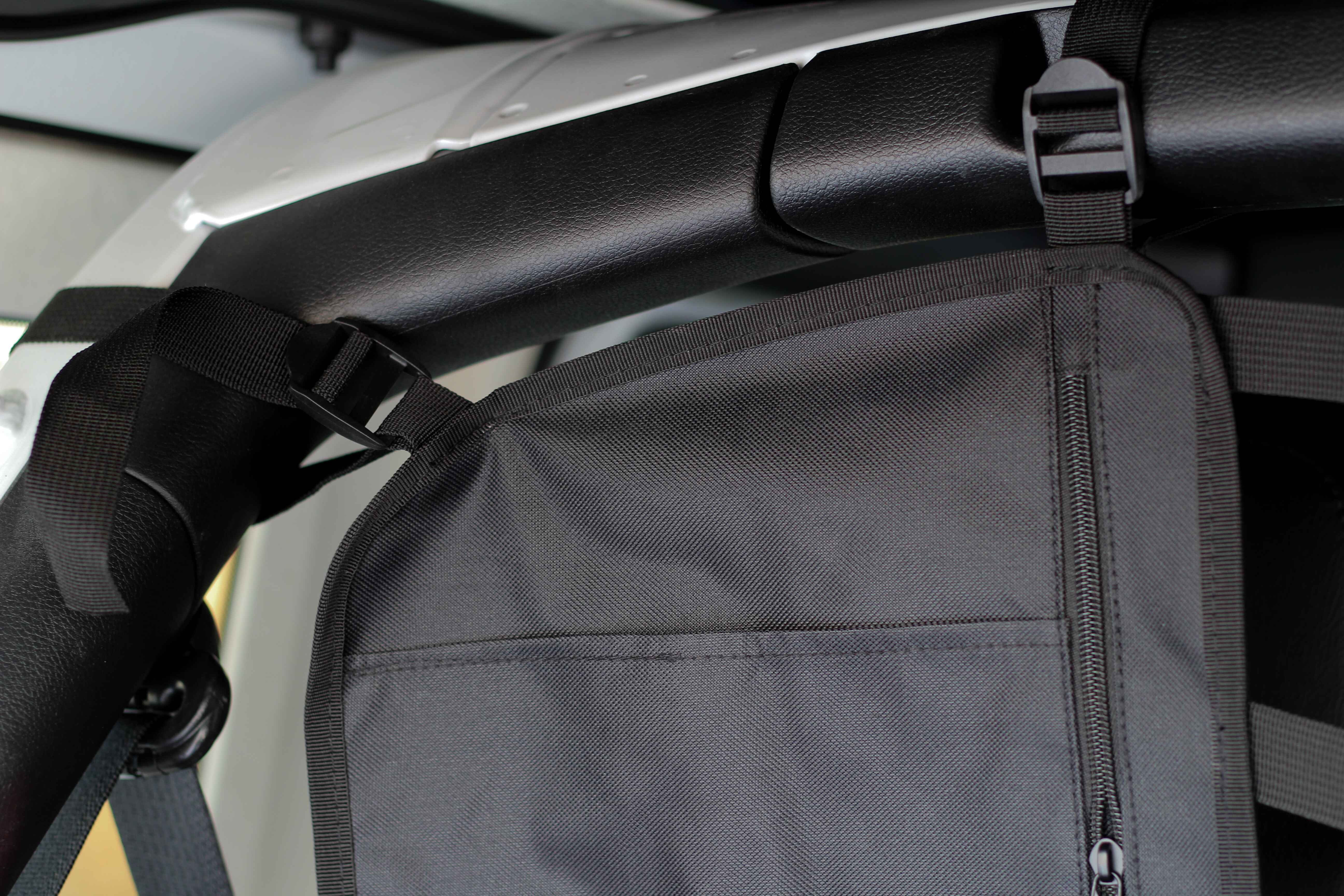 jeep wrangler trunk bag