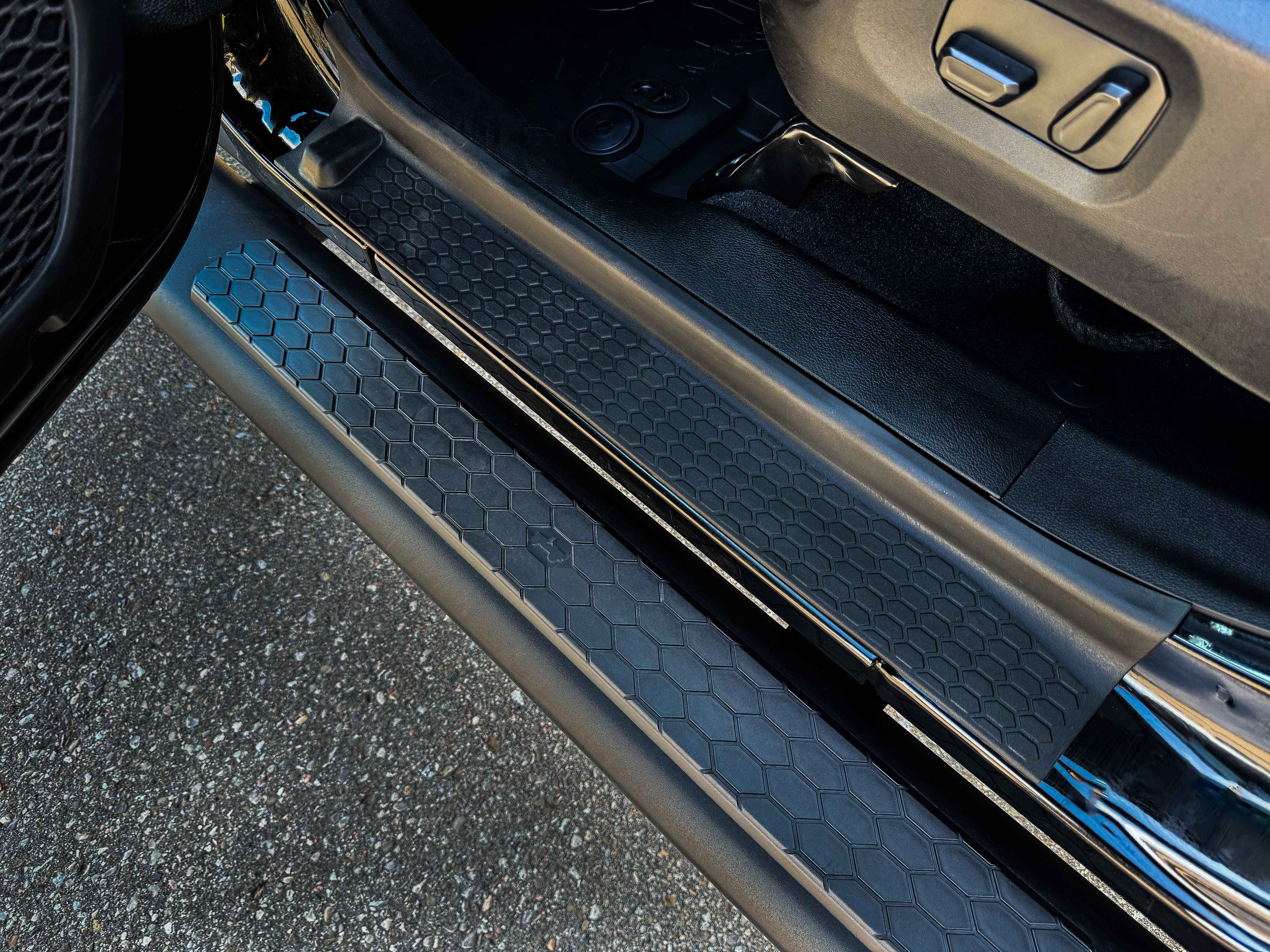 Jeep Wrangler JLU Door Sill Guards