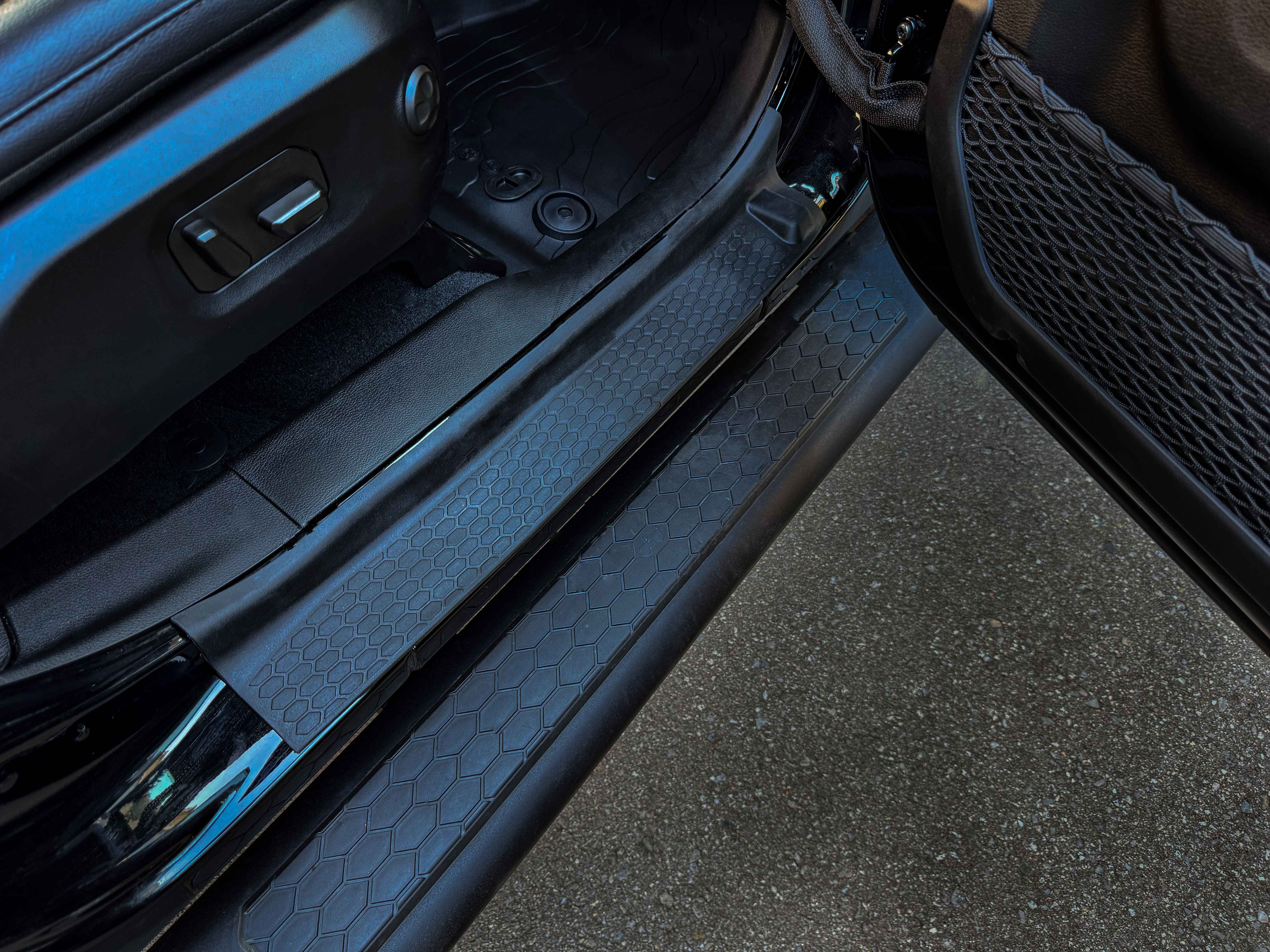 Jeep Wrangler JLU Door Sill Guards