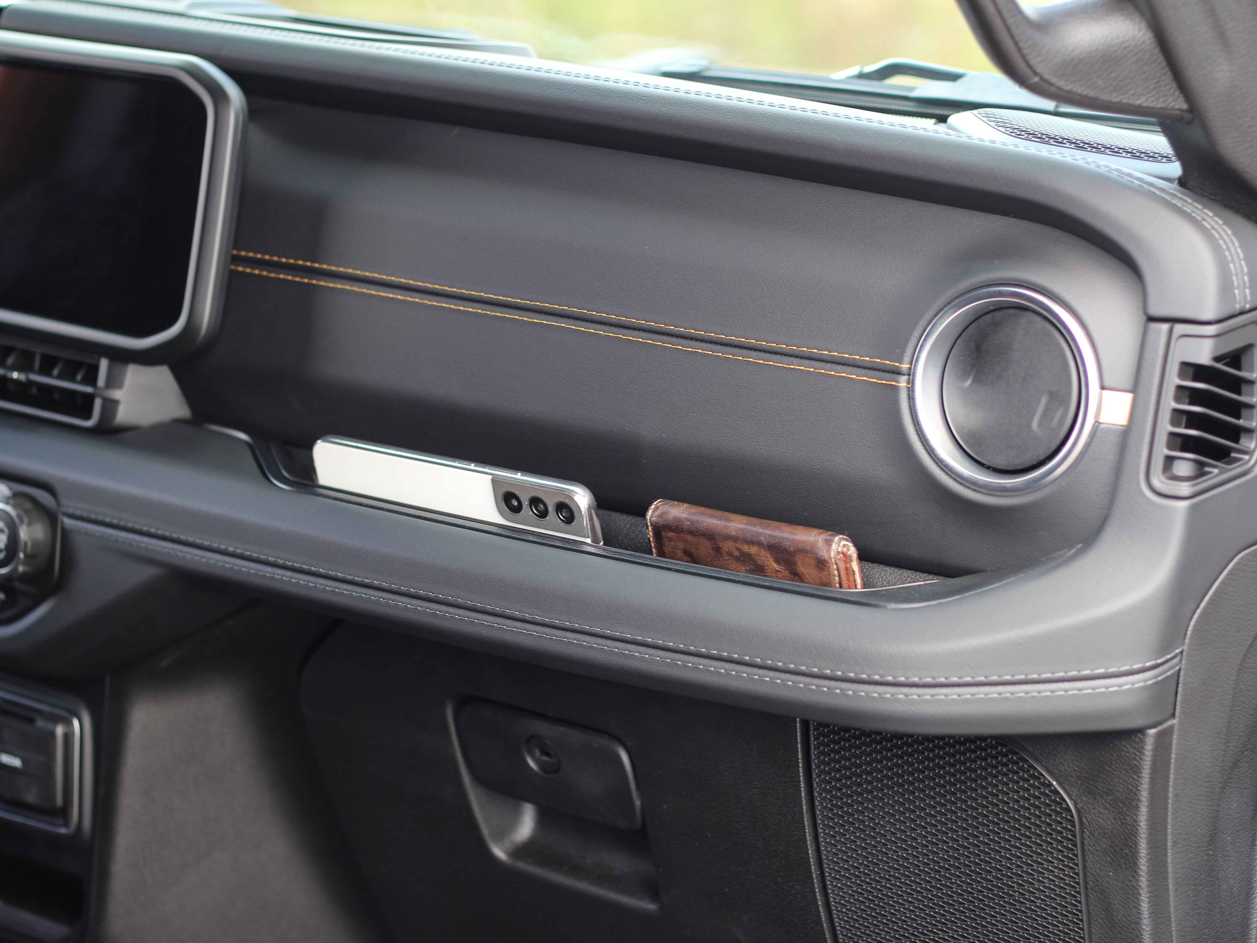 Grab Tray Storage Console