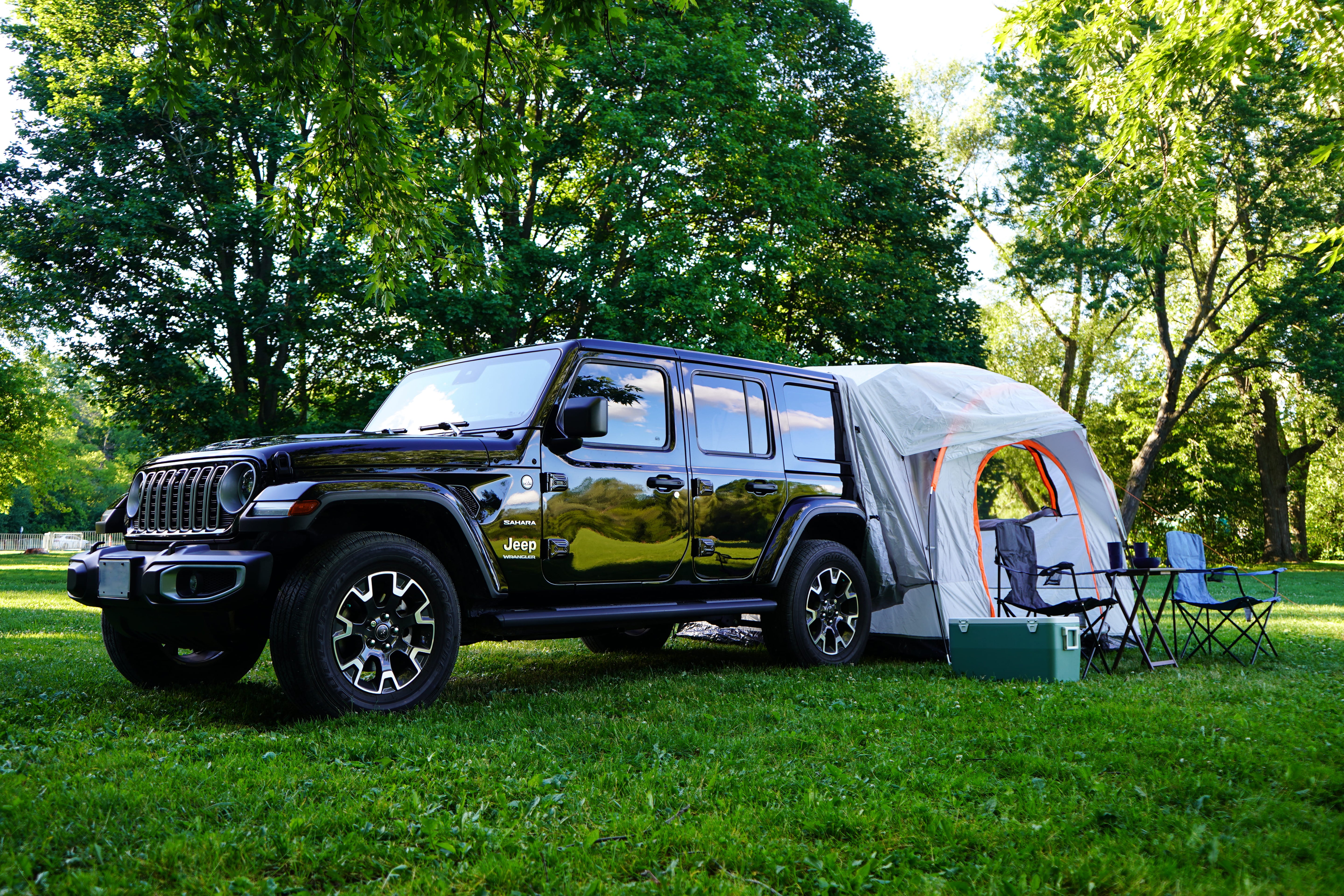 Jeep Wrangler Camping Tent