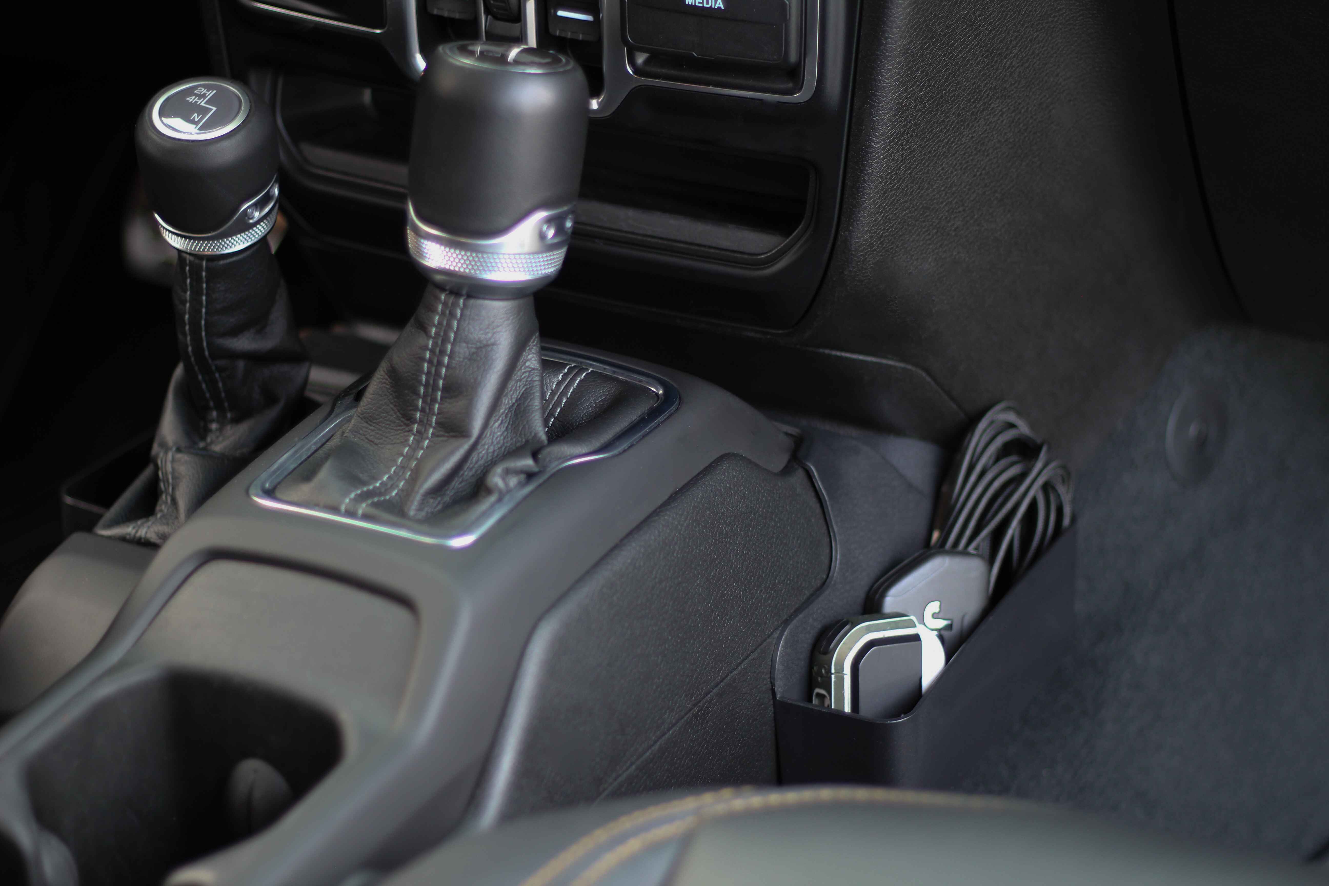 Jeep Wrangler JL/JLU Gear Shift Storage Box