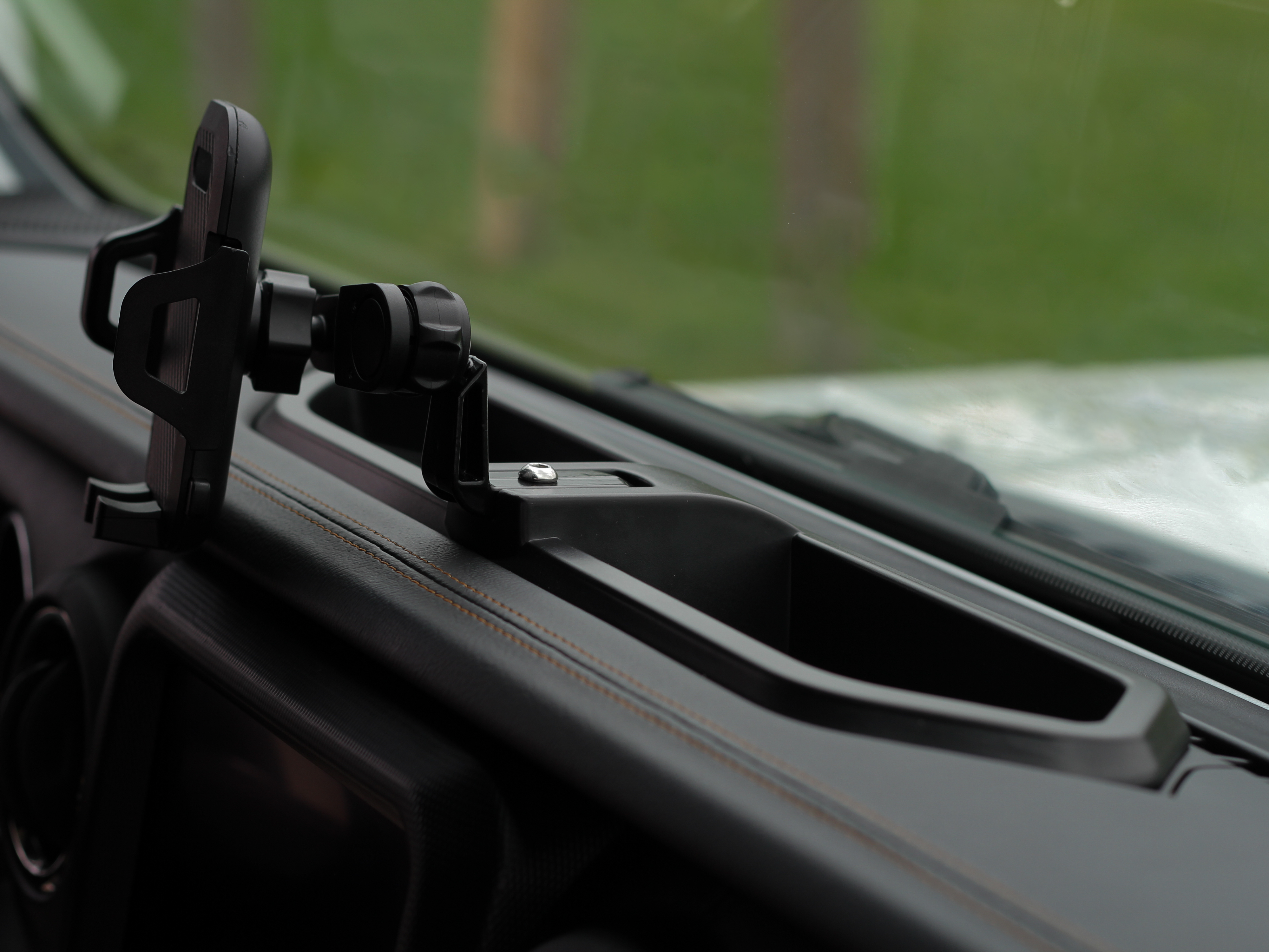 Jeep Wrangler Phone Mount/Holder - Main Image
